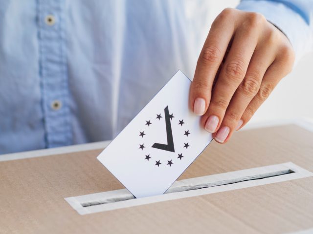 Eleições e redes sociais